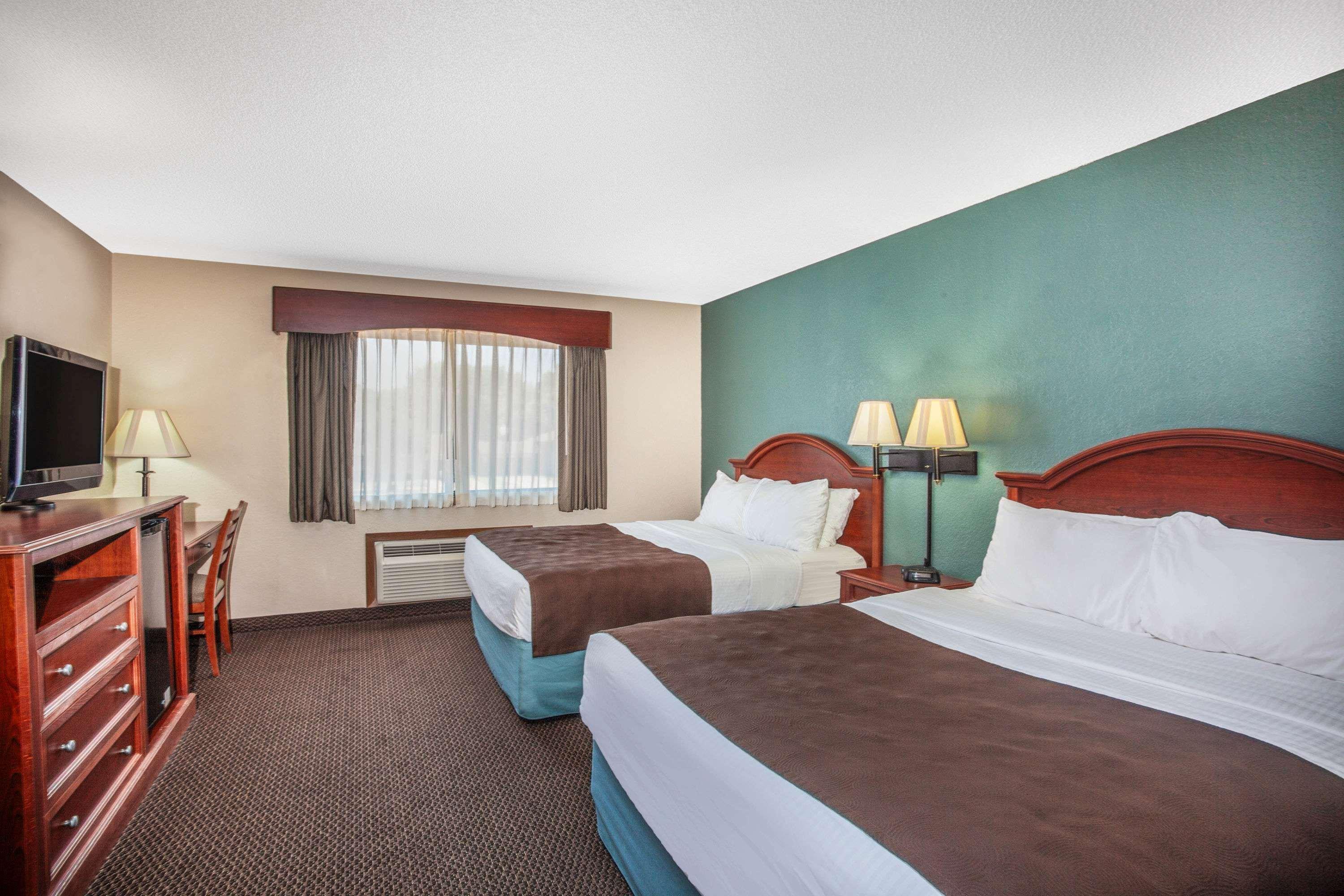 Americinn By Wyndham St. Peter Exterior photo